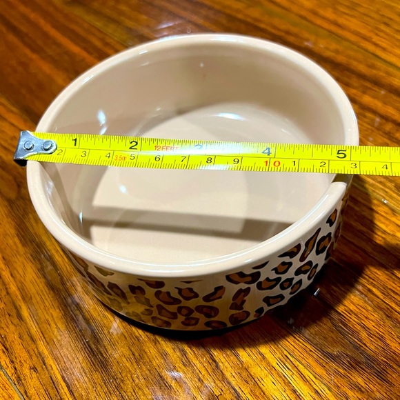 Petzazz. Leopard Cat/Dog/Human ๐น bowl ๐ฅฃ . Use it as you like ๐ป - Picture 4 of 7